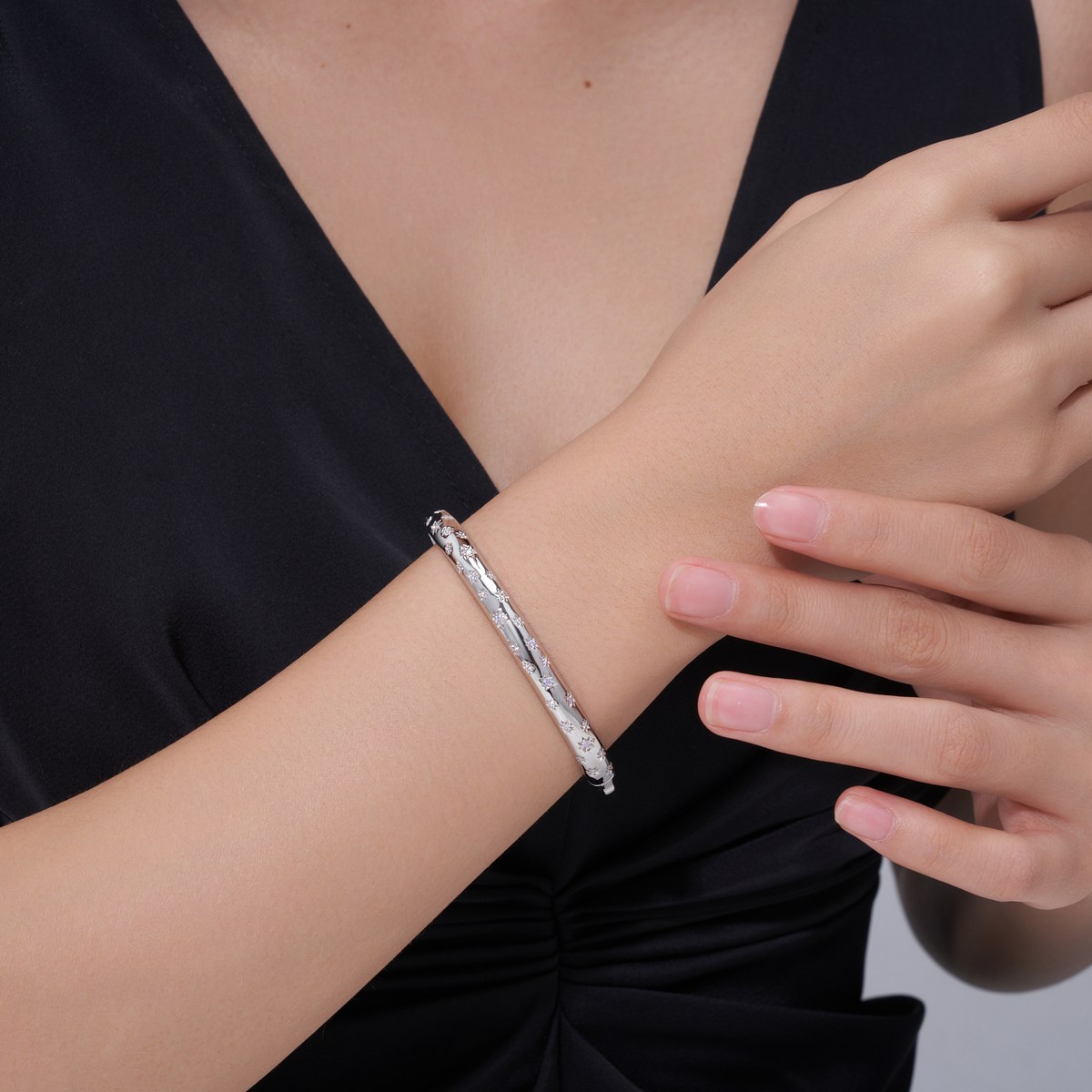 Full Moon Bangle — 925 sterling silver, image 1 of 4