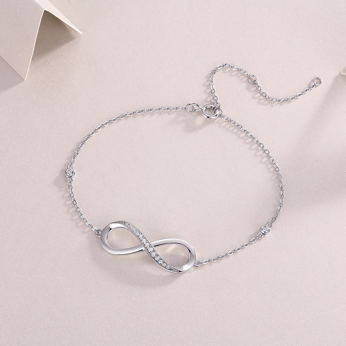 Endless Heart Bracelet — 925 sterling silver, image 1 of 3